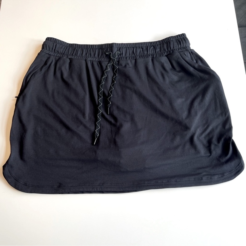 Market & Spruce Black Active Skort with SPF NWOT